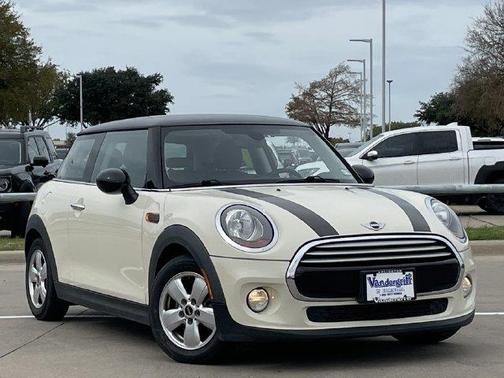 Pepper White 2015 MINI Hardtop Cooper