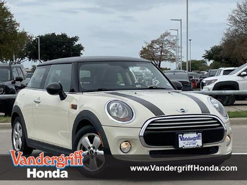 Pepper White 2015 MINI Hardtop Cooper