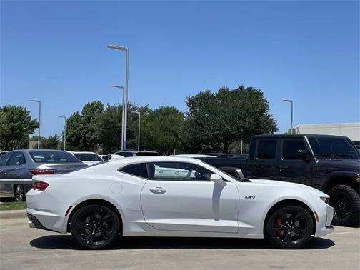 2021 Chevrolet Camaro RWD Coupe LT1