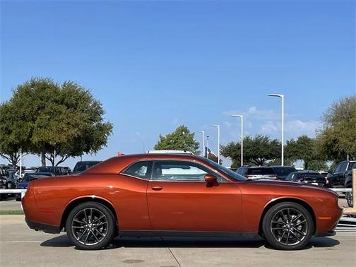 2022 Dodge Challenger SXT