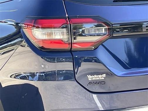 2025 Honda Pilot Touring 8-Passenger