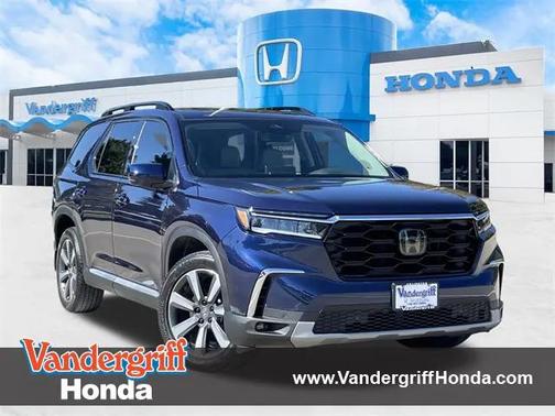 2025 Honda Pilot Touring 8-Passenger