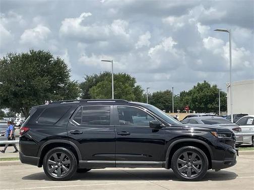 2023 Honda Pilot 2WD Sport