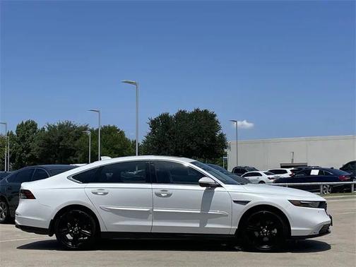 2024 Honda Accord Hybrid Touring