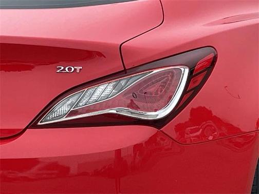 2013 Hyundai Genesis Coupe 2.0T