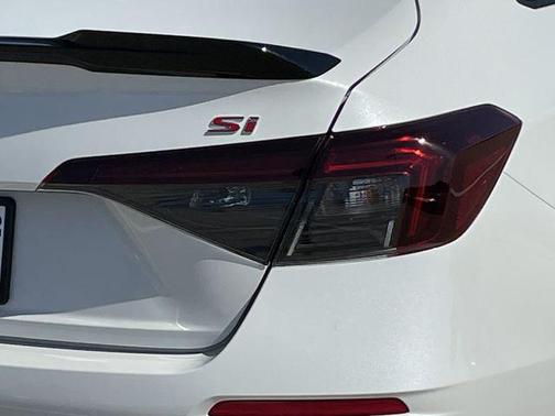 Platinum White Pearl 2026 Honda Civic Si Base