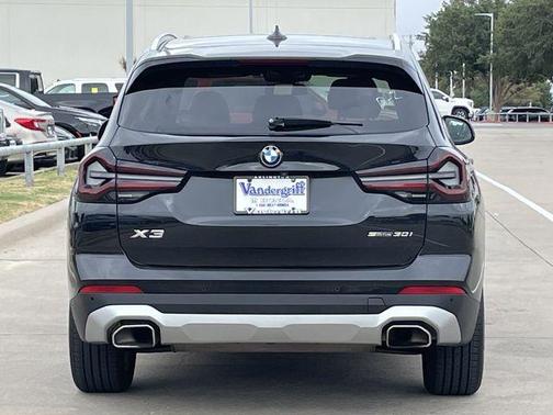 Black Sapphire Metallic 2022 BMW X3 sDrive30i