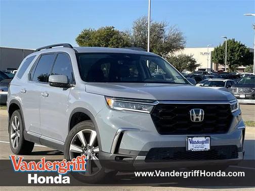 2024 Honda Pilot Touring 8-Passenger