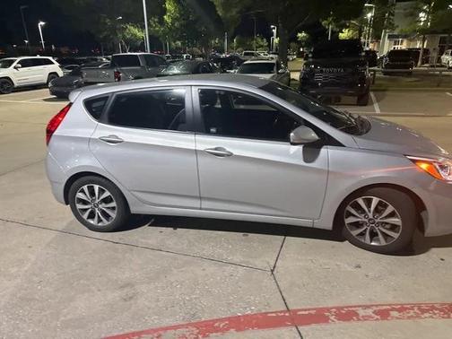 2016 Hyundai Accent Sport