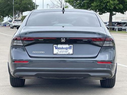 2025 Honda Accord LX 1.5T