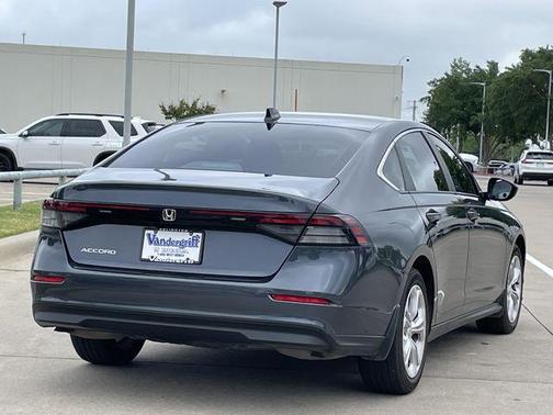 2025 Honda Accord LX 1.5T