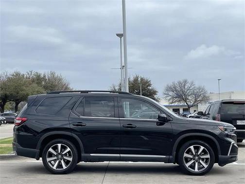 2024 Honda Pilot Touring 8-Passenger