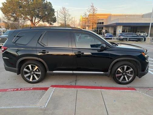 2024 Honda Pilot Touring 8-Passenger