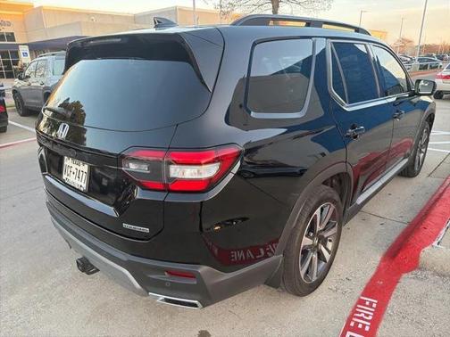 2024 Honda Pilot Touring 8-Passenger