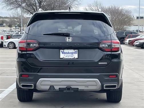 2024 Honda Pilot Touring 8-Passenger