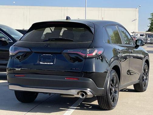 Crystal Black Pearl 2026 Honda HR-V 2WD Sport