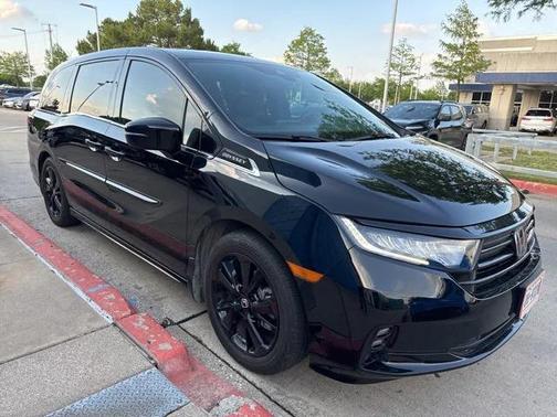 2024 Honda Odyssey Sport