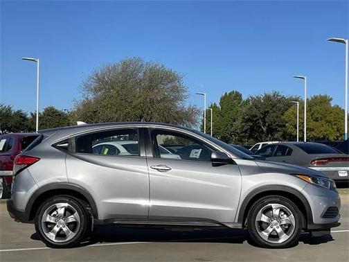 2022 Honda HR-V LX