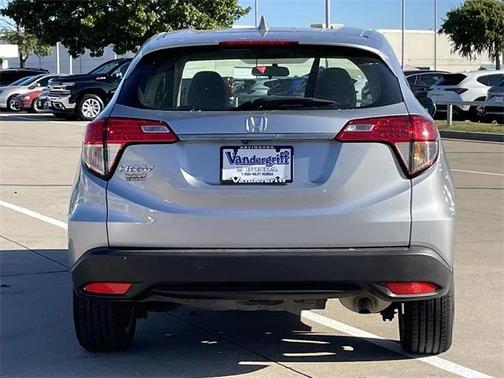 2022 Honda HR-V LX