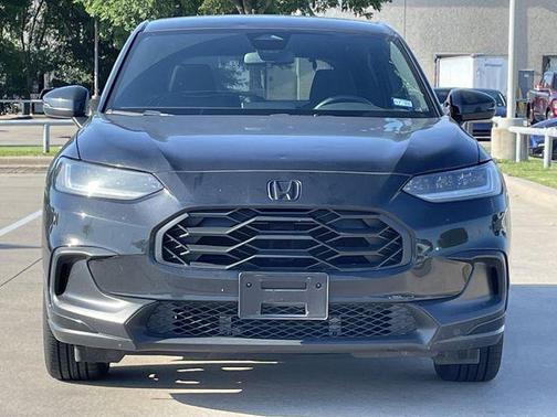 Crystal Black Pearl 2025 Honda HR-V AWD Sport