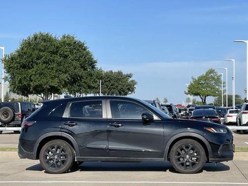 Crystal Black Pearl 2025 Honda HR-V AWD Sport