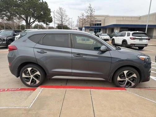 2018 Hyundai TUCSON Sport