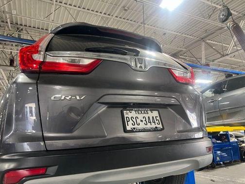 Gray 2018 Honda CR-V EX