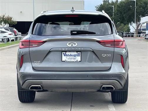 2021 INFINITI QX50 LUXE AWD