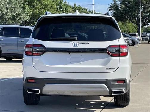 2025 Honda Pilot Touring 8-Passenger