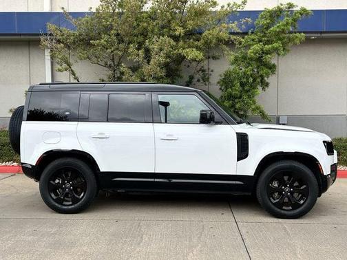 Santorini Black 2022 Land Rover Defender 110 X-Dynamic SE
