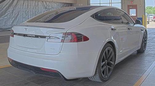 2021 Tesla Model S Plaid