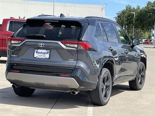 2021 Toyota RAV4 Hybrid SE