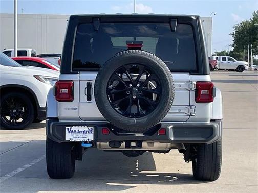 2023 Jeep Wrangler 4xe Sahara
