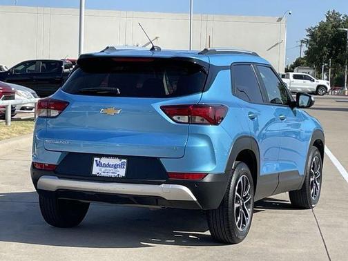 Marina Blue Metallic 2025 Chevrolet Trailblazer LT