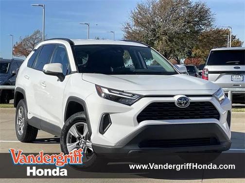2024 Toyota RAV4 Hybrid XLE