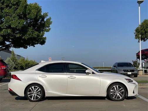 2019 Lexus IS 300 Base
