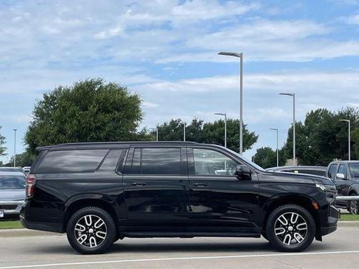 Black 2021 Chevrolet Suburban RST