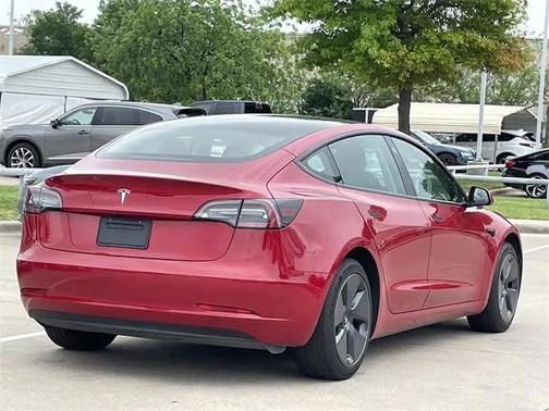 2022 Tesla Model 3 Standard Range