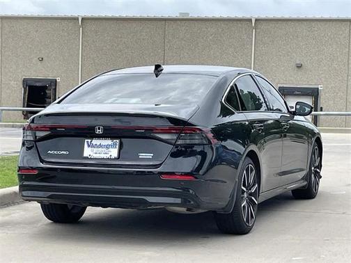 2023 Honda Accord Hybrid Touring