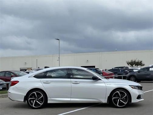 2022 Honda Accord Hybrid Base