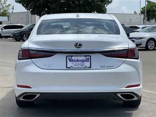 2022 Lexus ES 350 Base