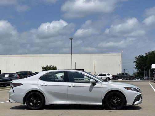 Ice Edge 2023 Toyota Camry XSE