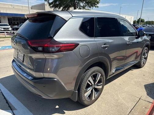 2021 Nissan Rogue SL