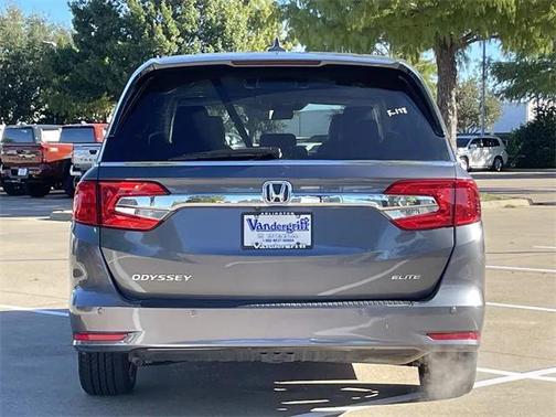 2019 Honda Odyssey Elite