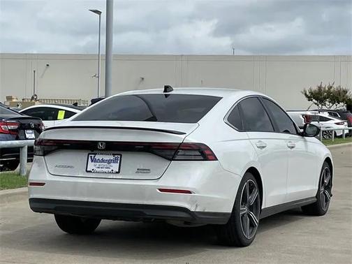 2023 Honda Accord Hybrid Base