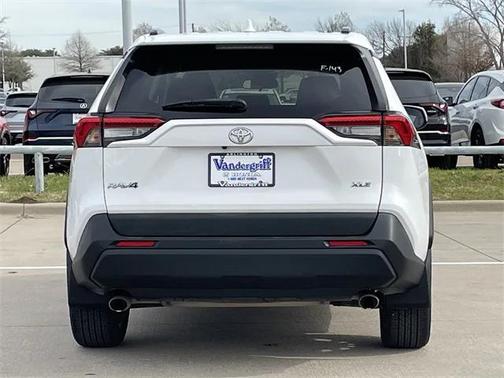 2020 Toyota RAV4 XLE Premium