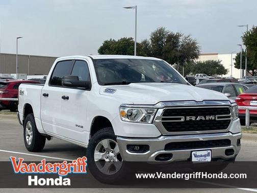 Bright White 2024 RAM 1500 Big Horn/Lone Star