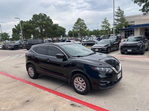Magnetic Black Pearl 2020 Nissan Rogue Sport S