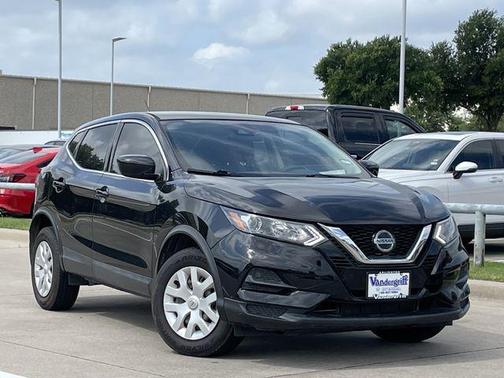 Magnetic Black Pearl 2020 Nissan Rogue Sport S