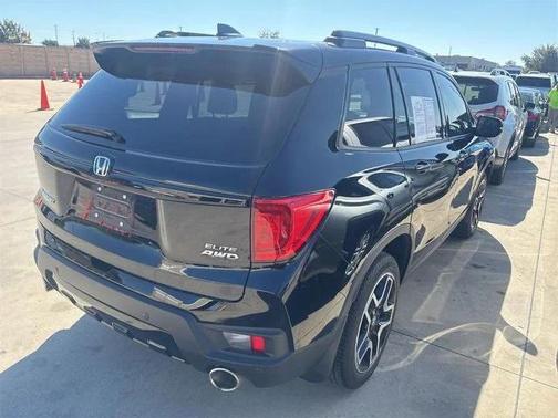 2023 Honda Passport AWD Elite